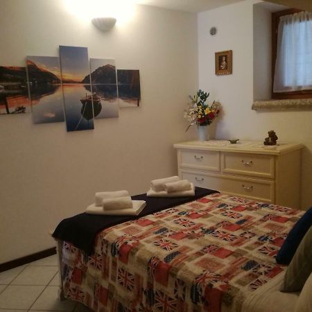 Appartamento Borgo Antico Oliveto Lario Exteriér fotografie