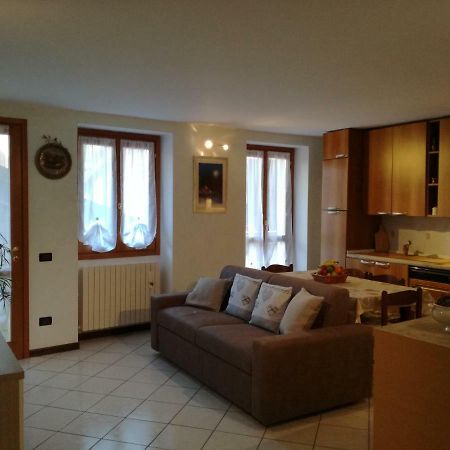 Appartamento Borgo Antico Oliveto Lario Exteriér fotografie