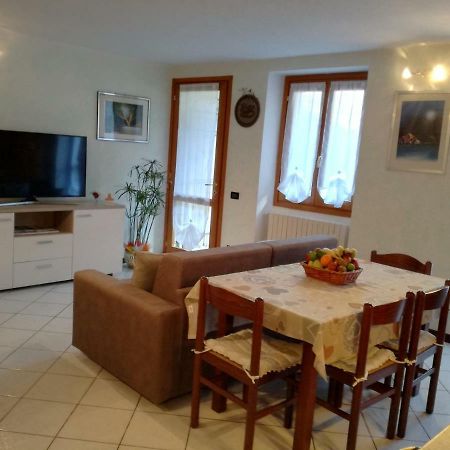 Appartamento Borgo Antico Oliveto Lario Exteriér fotografie