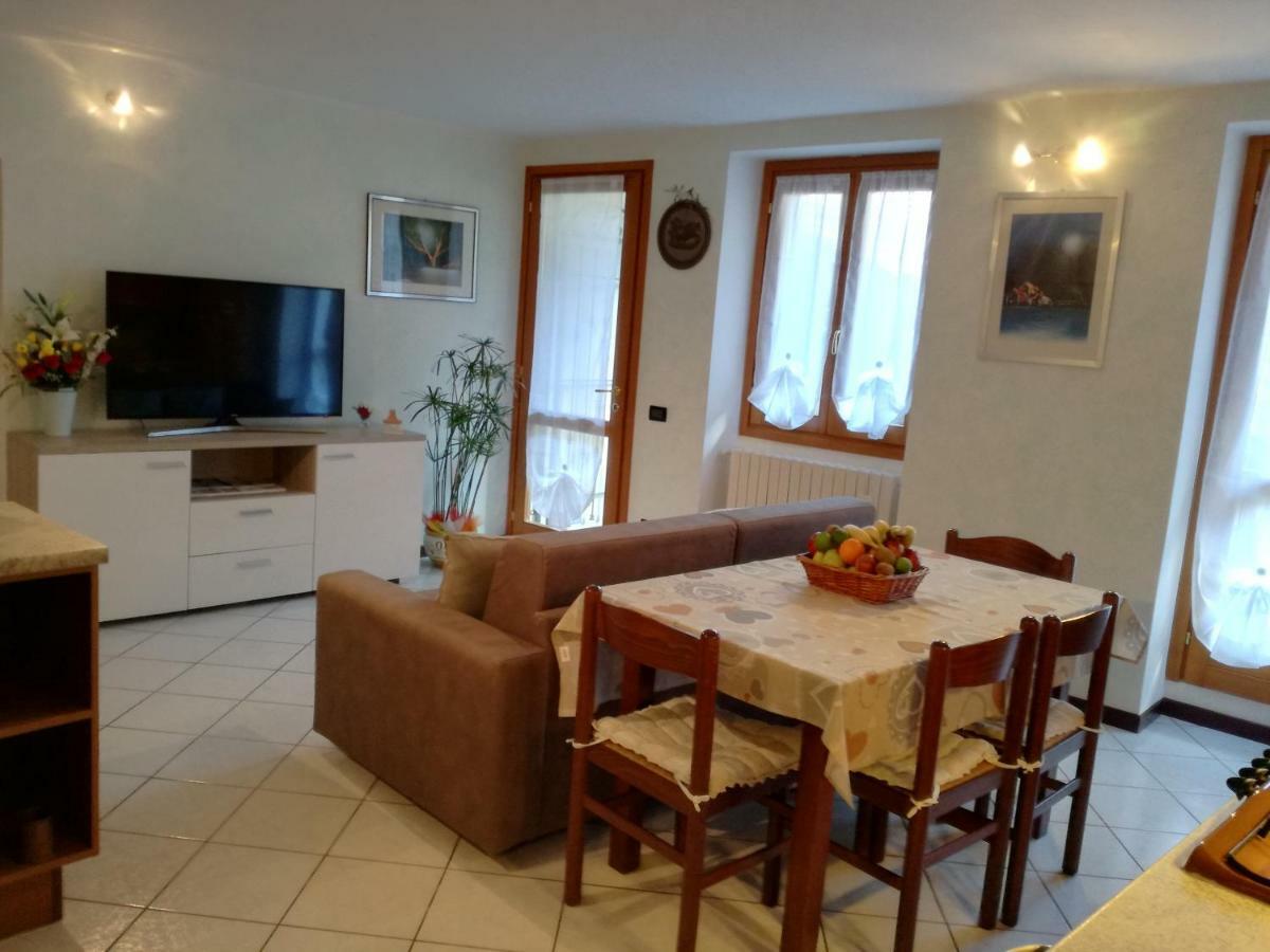 Appartamento Borgo Antico Oliveto Lario Exteriér fotografie