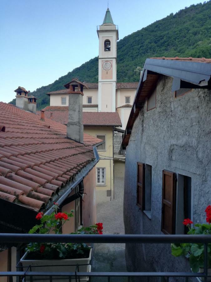 Appartamento Borgo Antico Oliveto Lario Exteriér fotografie