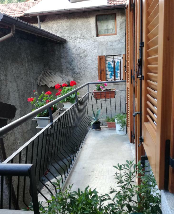 Appartamento Borgo Antico Oliveto Lario Exteriér fotografie